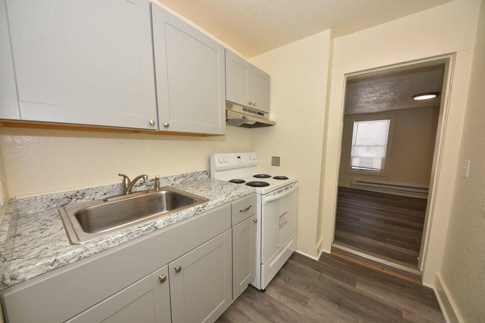 2005 South 7th Street Milwaukee, WI 53204 - Photo 3 of 14 11