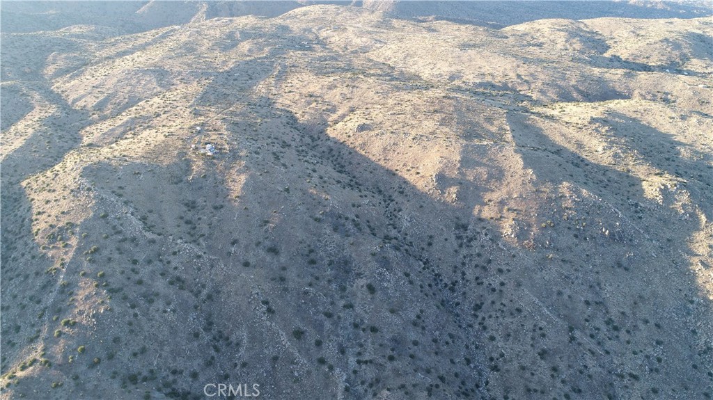 2-ac Burns Canyon Road Pioneertown, CA 92268 - Photo 10 of 14 a close up of a white marble top of a house
