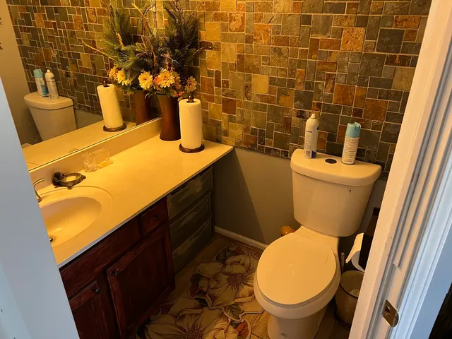 $282,000 | 1620 Lexington Drive, Montgomery, IL 60538