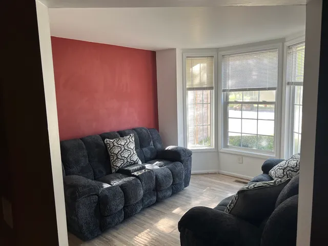 $282,000 | 1620 Lexington Drive, Montgomery, IL 60538