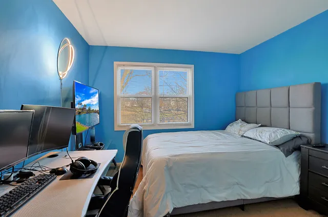 $279,000 | 1620 Lexington Drive, Montgomery, IL 60538