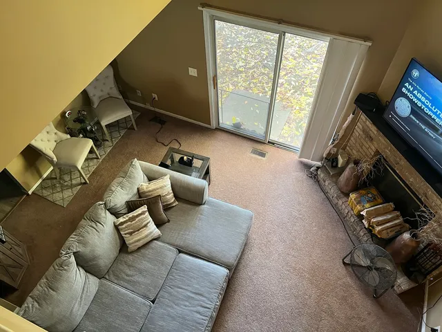 $282,000 | 1620 Lexington Drive, Montgomery, IL 60538