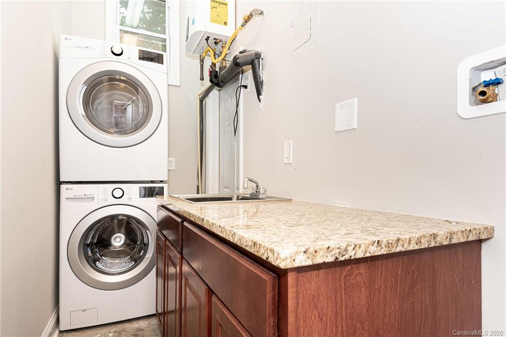 5234 Seacroft Road Charlotte, NC 28210 - Photo 22 of 26
