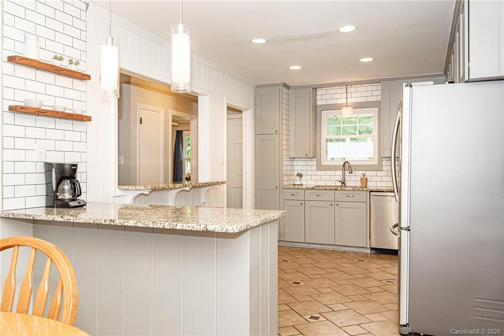 5234 Seacroft Road Charlotte, NC 28210 - Photo 10 of 26