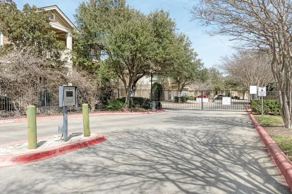 $297,900 | 16100 South Great Oaks Drive, Unit 602, Round Rock, TX 78681