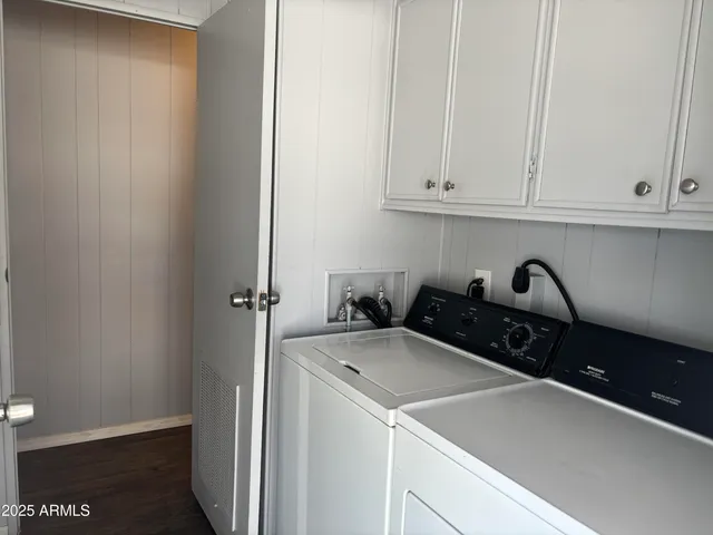 a close view of sink and tap