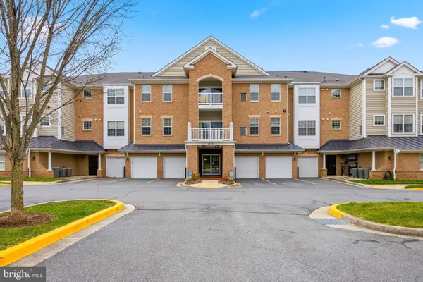 $334,900 | 1405 Wigeon Way, Unit 202, Gambrills, MD 21054