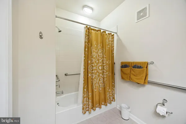 $334,900 | 1405 Wigeon Way, Unit 202, Gambrills, MD 21054