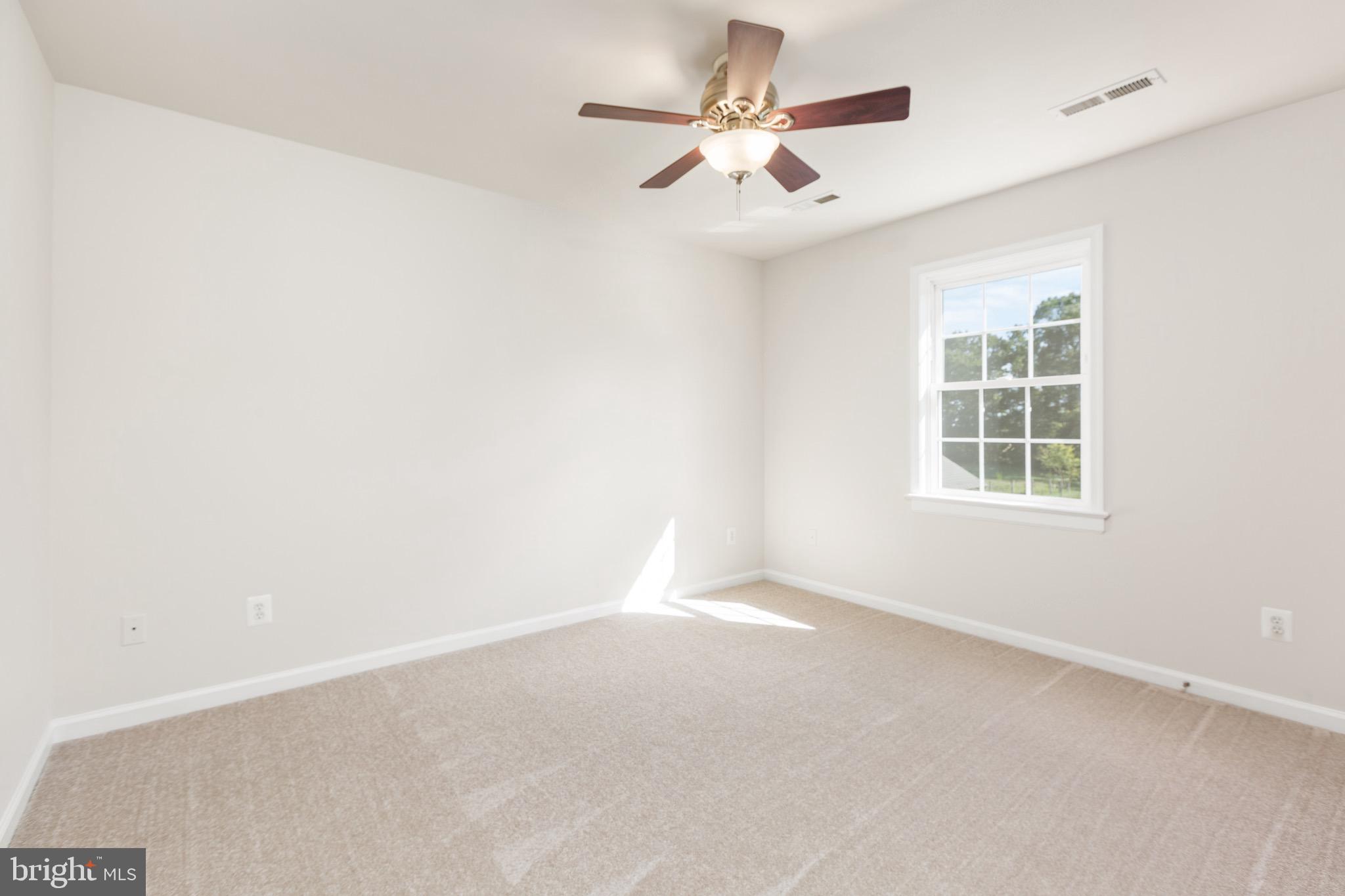 34497 Parker Road Locust Grove, VA 22508 - Photo 26 of 45 2nd Bedroom