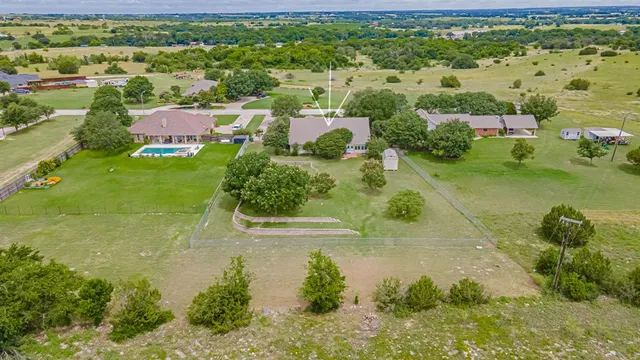 $499,000 | 111 Scenic Drive, Dublin, TX 76446
