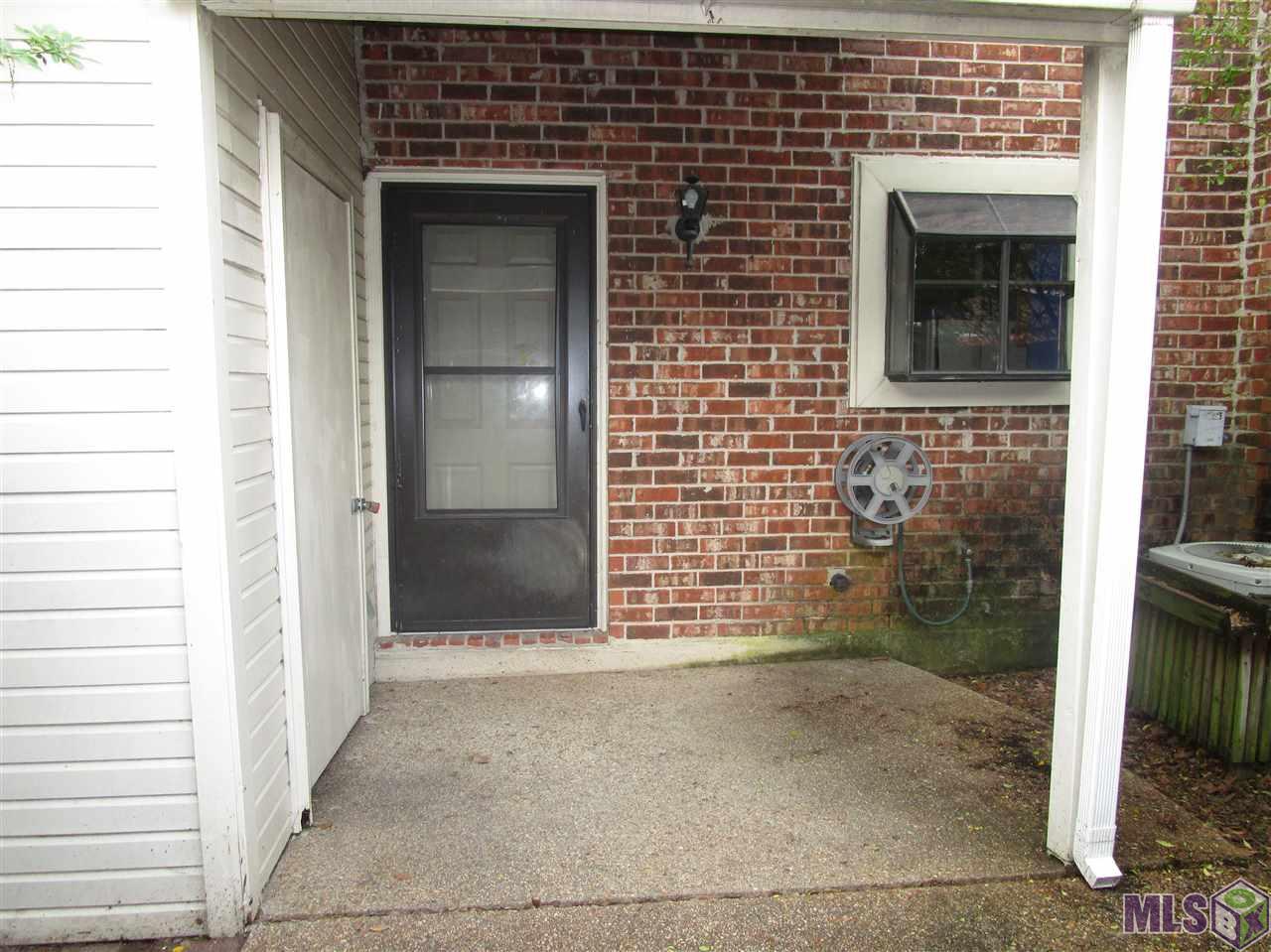 4408 Stumberg Lane Baton Rouge, LA 70816 - Photo 3 of 10