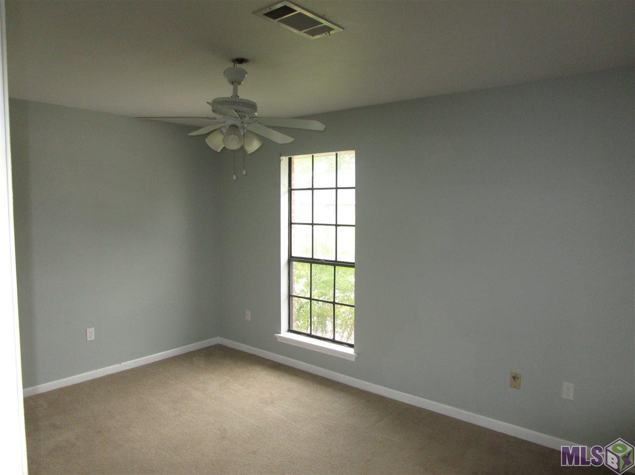 4408 Stumberg Lane Baton Rouge, LA 70816 - Photo 8 of 10