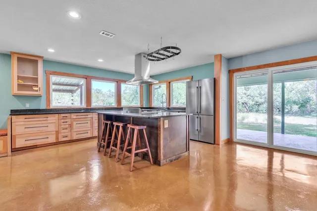 $925,000 | 700 Billie Brooks Drive, Driftwood, TX 78619