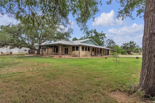 $925,000 | 700 Billie Brooks Drive, Driftwood, TX 78619