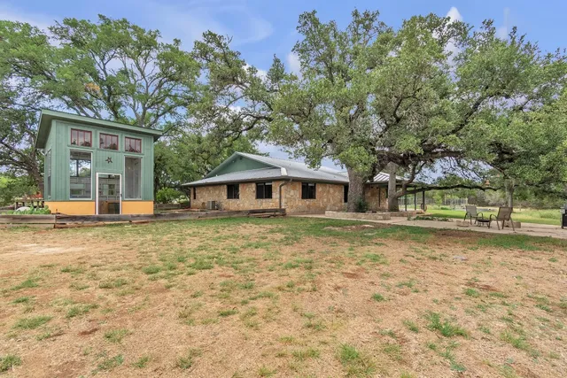 $925,000 | 700 Billie Brooks Drive, Driftwood, TX 78619