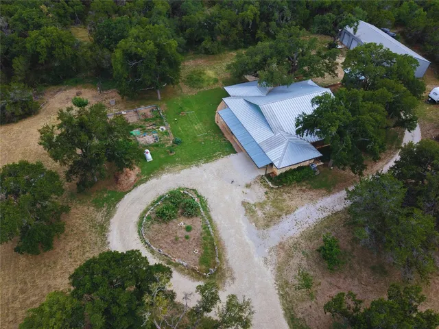 $925,000 | 700 Billie Brooks Drive, Driftwood, TX 78619