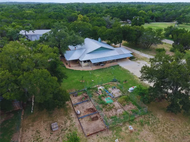 $925,000 | 700 Billie Brooks Drive, Driftwood, TX 78619
