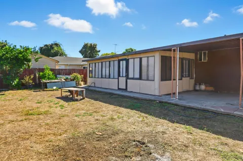 $1,100,000 | 1007 Newbridge Street, East Palo Alto, CA 94303