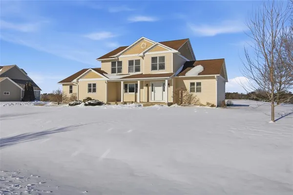 $549,900 | 10198 162nd Street, Chippewa Falls, WI 54729