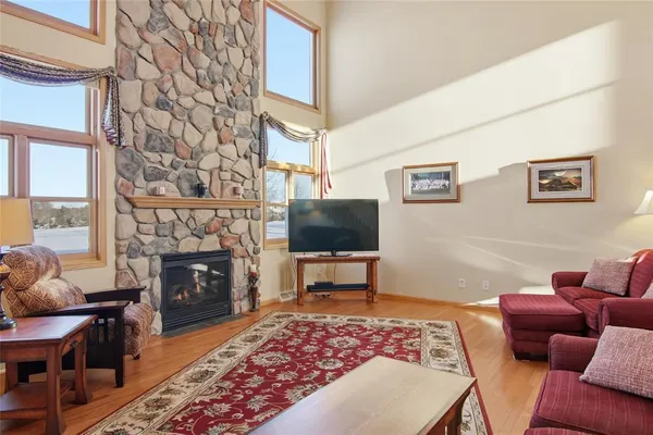 $549,900 | 10198 162nd Street, Chippewa Falls, WI 54729