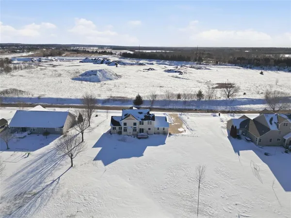 $549,900 | 10198 162nd Street, Chippewa Falls, WI 54729