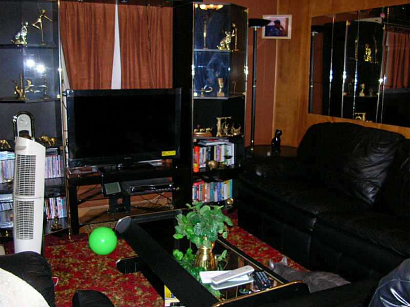 403 2nd Avenue Woonsocket, RI 02895 - Photo 6 of 6 Living Room.