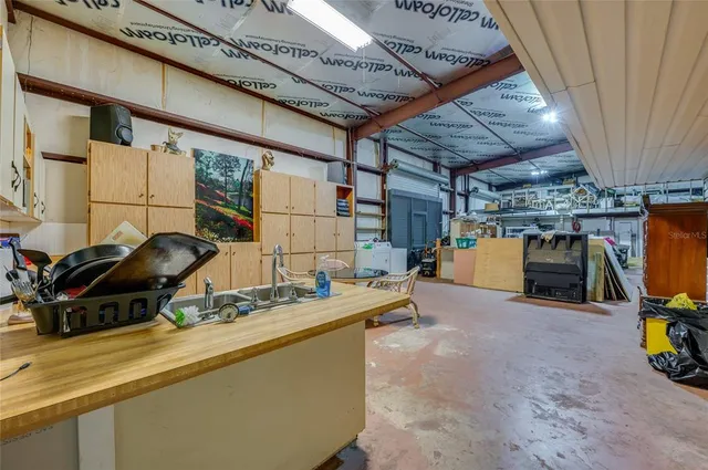 a view of a storage & utility room