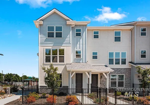 $449,900 | 1732 North Shamrock Avenue, Boise, ID 83713