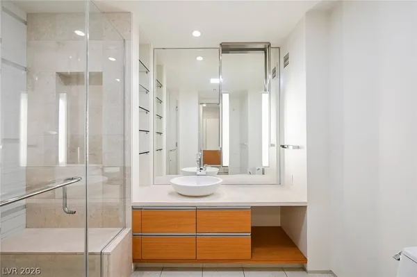 $1,995 | 3722 South Las Vegas Boulevard, Unit 505, Las Vegas, NV 89158