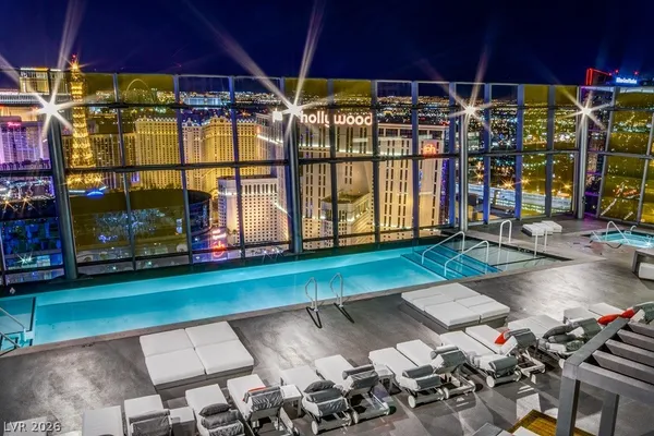 $1,995 | 3722 South Las Vegas Boulevard, Unit 505, Las Vegas, NV 89158