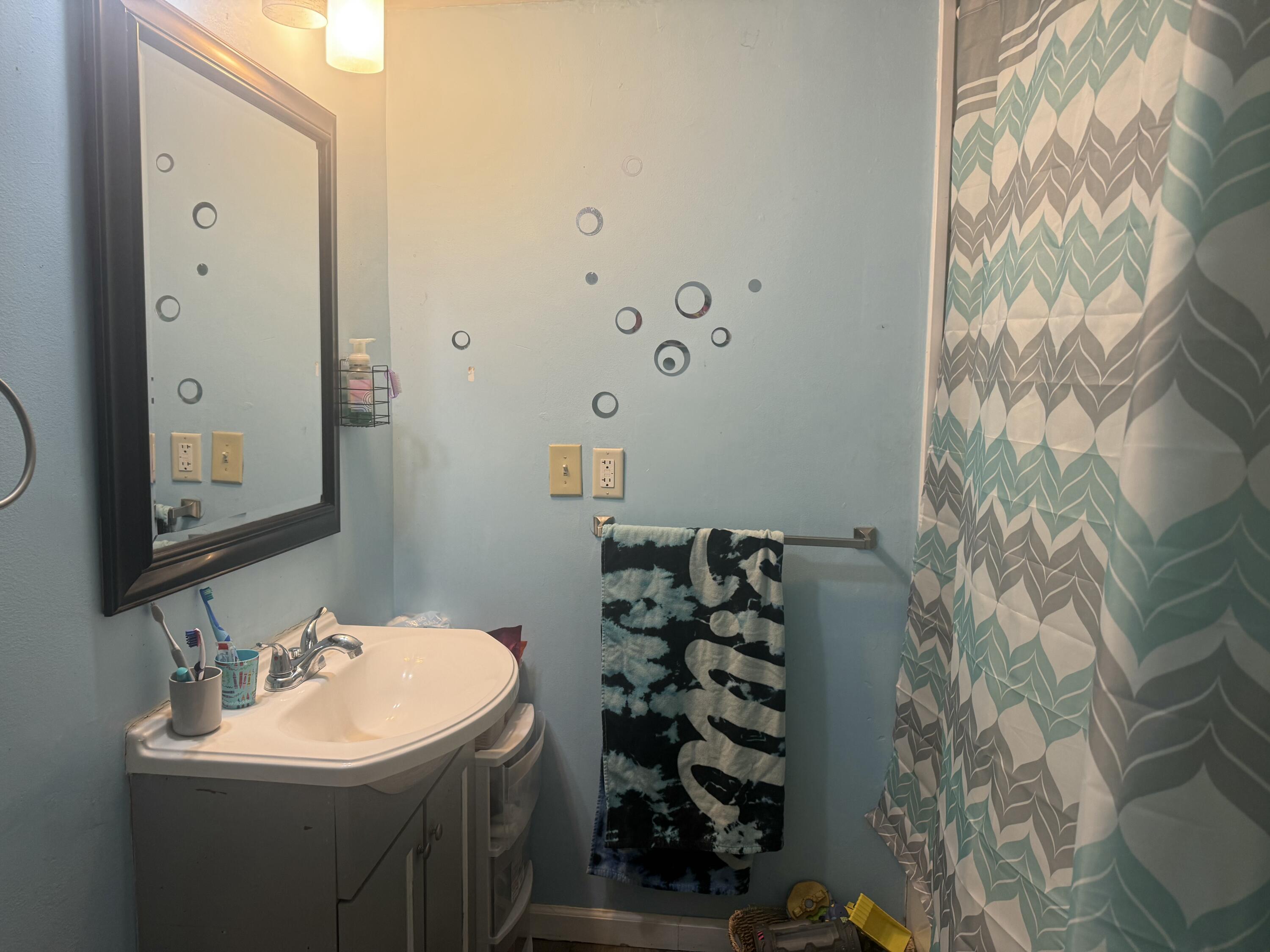 132 West Todd Avenue Reed City, MI 49677 - Photo 15 of 44 IMG_7233