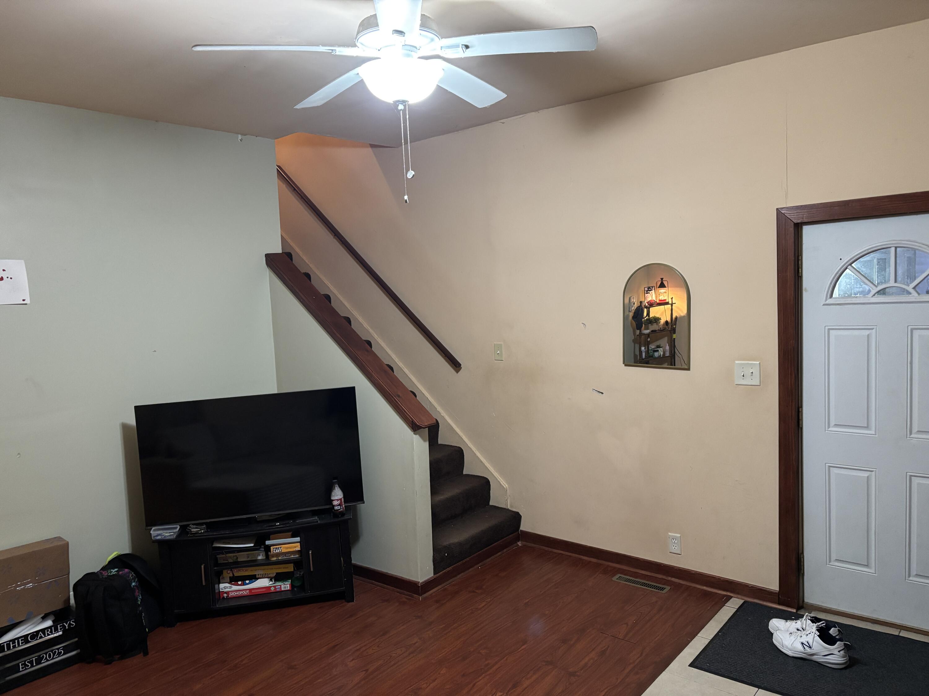 132 West Todd Avenue Reed City, MI 49677 - Photo 6 of 44 IMG_1013