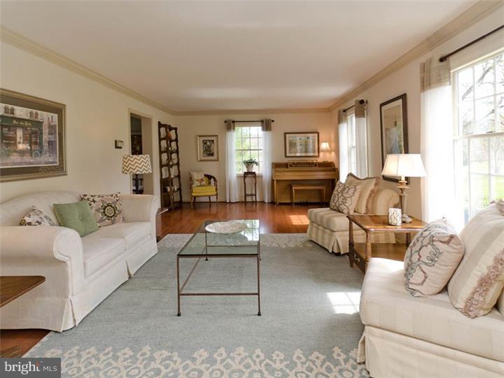22 Fox Hollow Road Downingtown, PA 19335 - Photo 3 of 25 Living Room