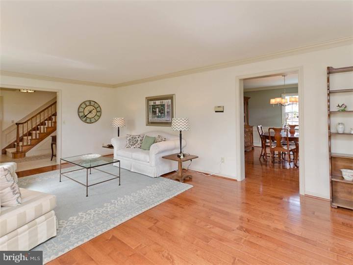 22 Fox Hollow Road Downingtown, PA 19335 - Photo 5 of 25 Living Room