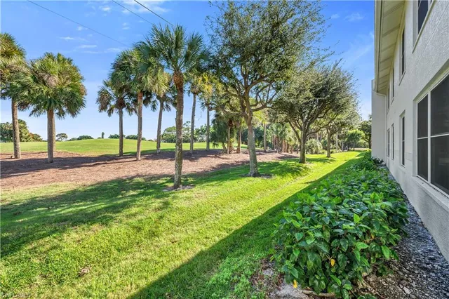 $400,000 | 1320 Charleston Square Drive, Unit 201, Naples, FL 34110