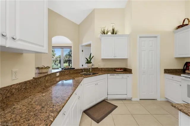 $400,000 | 1320 Charleston Square Drive, Unit 201, Naples, FL 34110