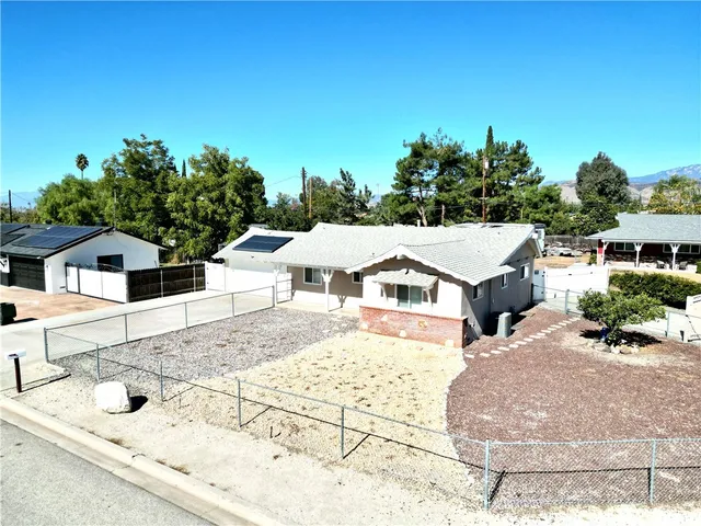 $2,900 | 34254 Rosemont Drive, Yucaipa, CA 92399