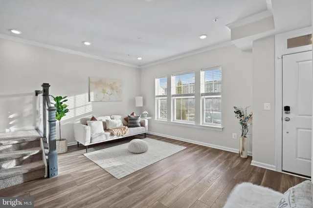 $399,000 | 5936 Forum Square, Frederick, MD 21703