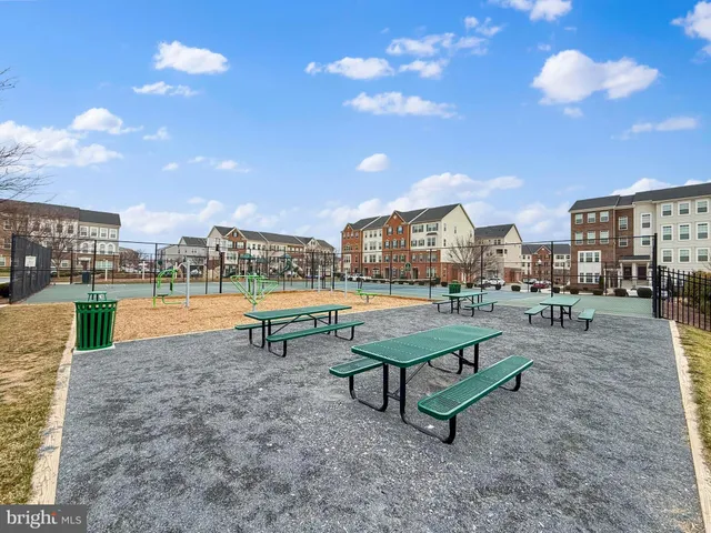 $399,000 | 5936 Forum Square, Frederick, MD 21703