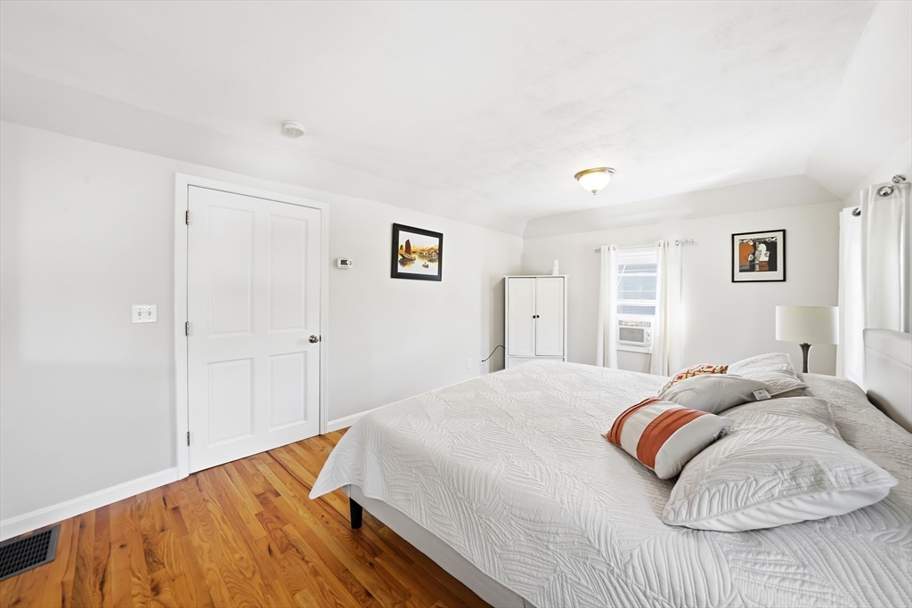 41 Cross Street Winchester, MA 01890 - Photo 36 of 41
