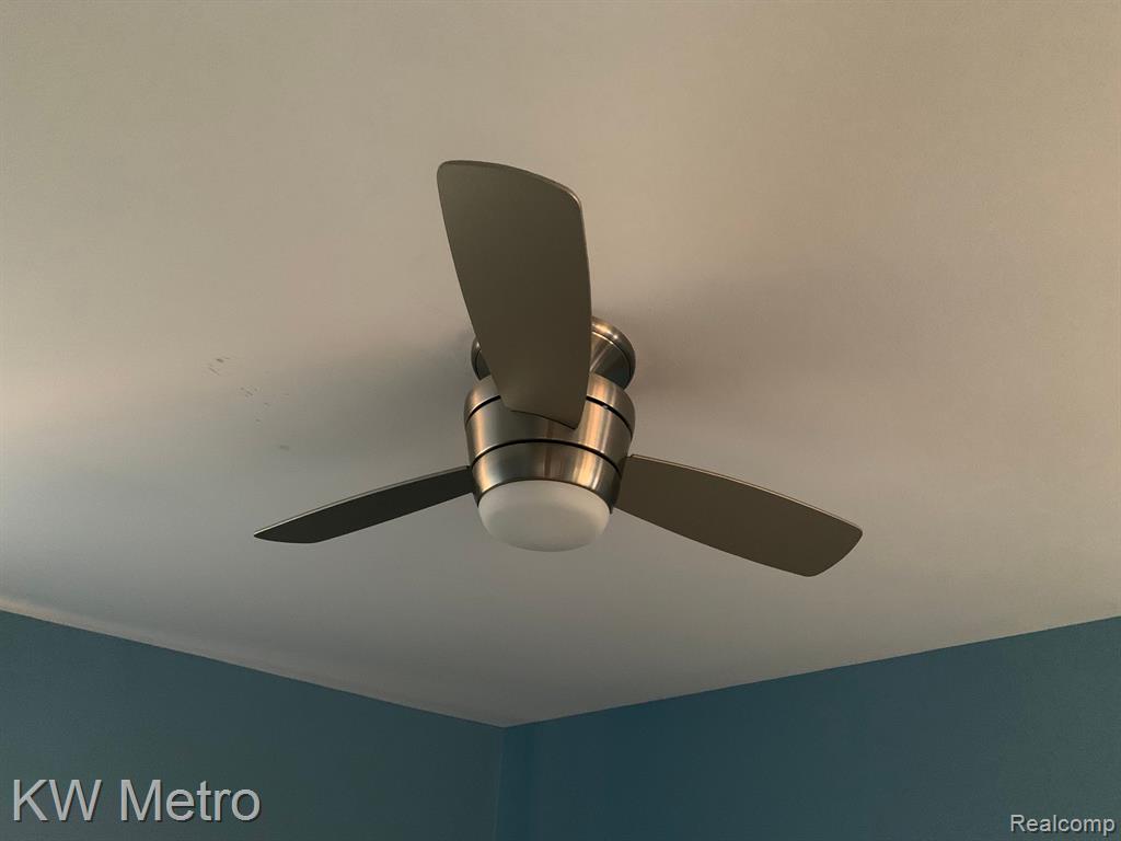 19637 West 12 Mile Road, Unit 102 Southfield, MI 48076 - Photo 20 of 25