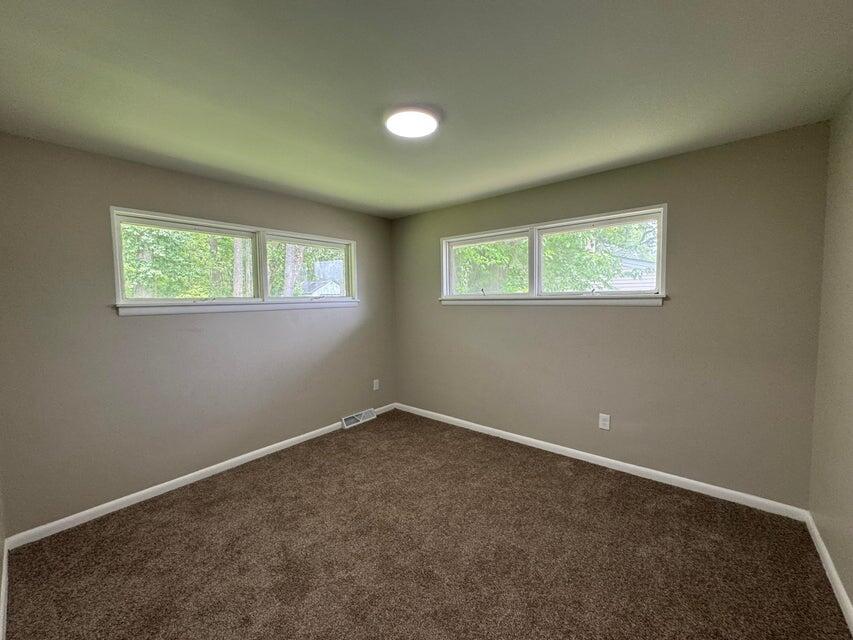 6910 Ash Avenue Gary, IN 46403 - Photo 13 of 27 an empty room with windows