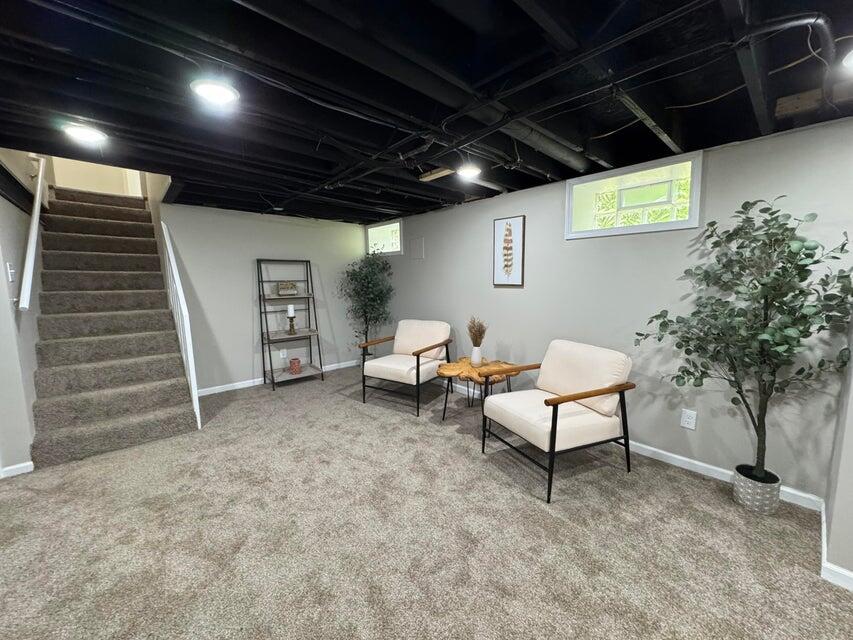 6910 Ash Avenue Gary, IN 46403 - Photo 15 of 27 a living room with furniture and a potted plant