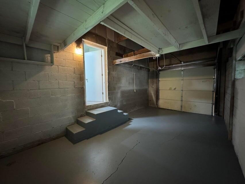 6910 Ash Avenue Gary, IN 46403 - Photo 22 of 27 a view of a walk in closet