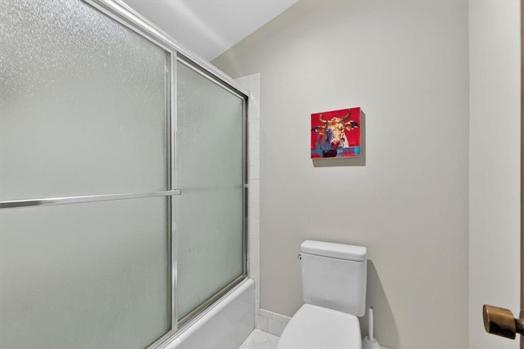 1024 Huntington Road Kansas City, MO 64113 - Photo 56 of 87