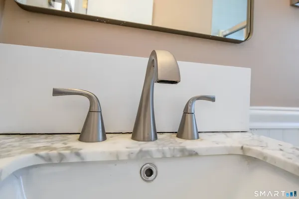 a close view of sink