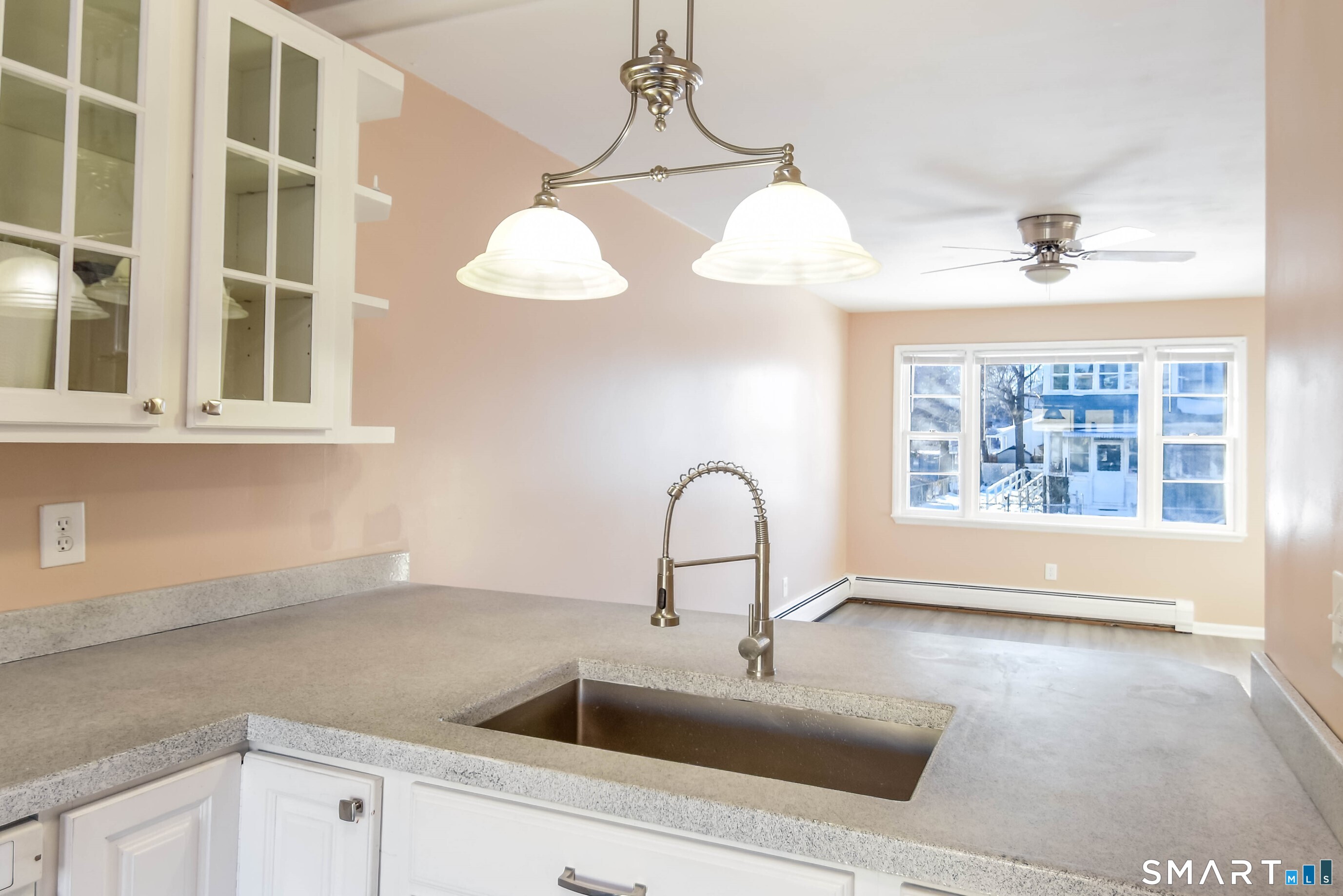 30 Kent Avenue Bridgeport, CT 06610 - Photo 8 of 24