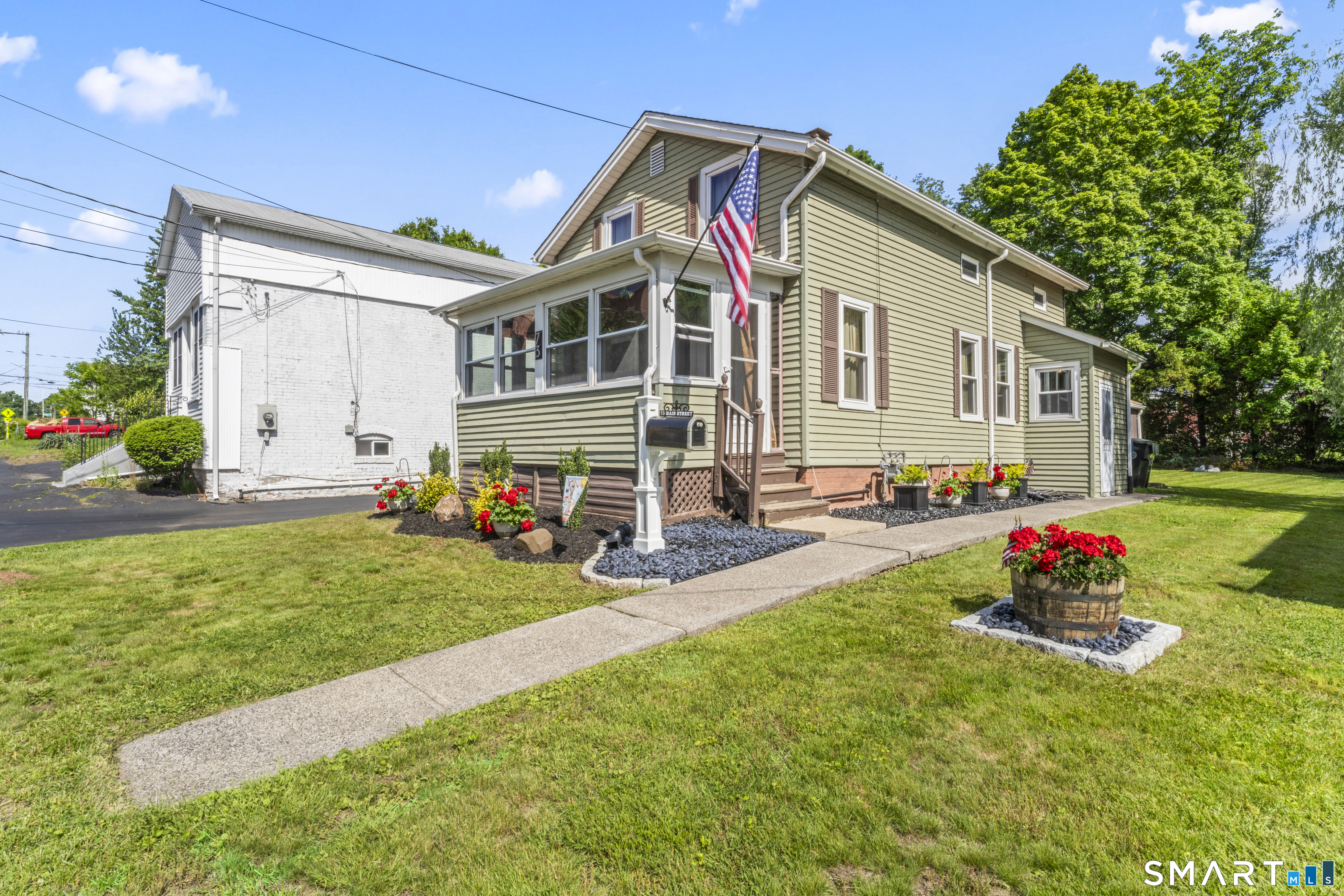 73 Main Street Berlin, CT 06037 - Photo 3 of 37