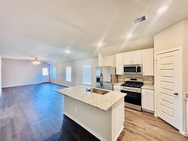 $2,250 | 17327 Roxboro Ridge Lane, Crosby, TX 77532