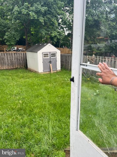 44 Reading Avenue Trenton, NJ 08618 - Photo 9 of 11 a view of a back yard with a sign board